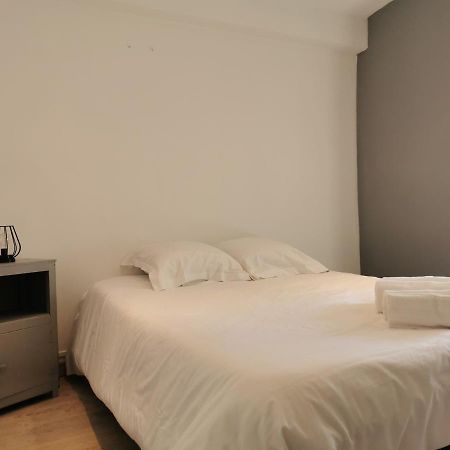 Le Saint Jean Hotel Barbentane Bagian luar foto