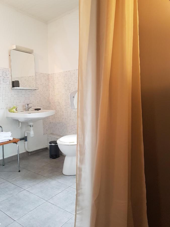 Le Saint Jean Hotel Barbentane Bagian luar foto