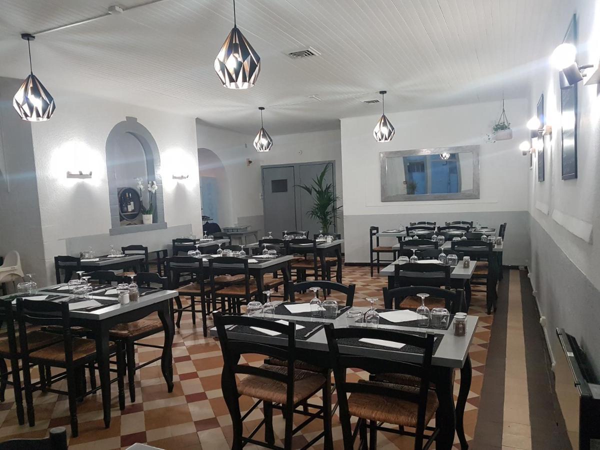Le Saint Jean Hotel Barbentane Bagian luar foto